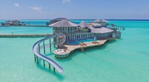 Malediven Soneva Jani 2 Bedroom Water Retreat with slide Bedroom outdoor view - Malediven_Soneva-Jani-2-Bedroom-Water-Retreat-with-slide-Bedroom_outdoor-view.jpg