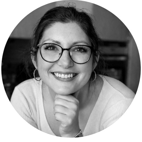 Company 12 Simone 2 b - Company